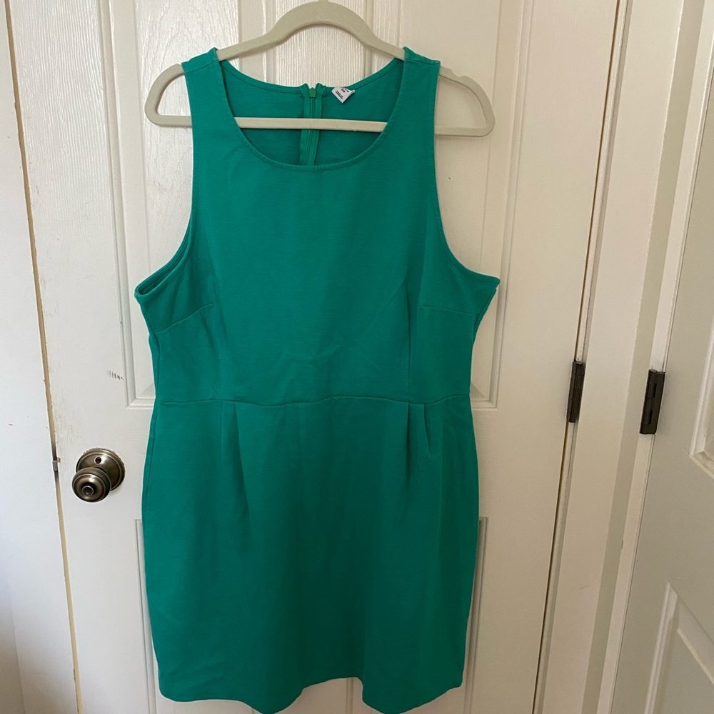Old Navy Green Dress